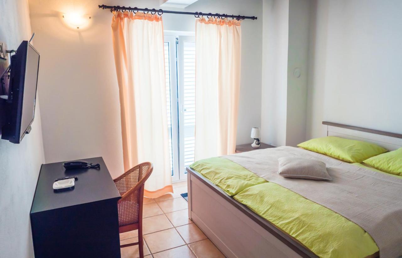 Apartment-Rooms Preka Palit ภายนอก รูปภาพ