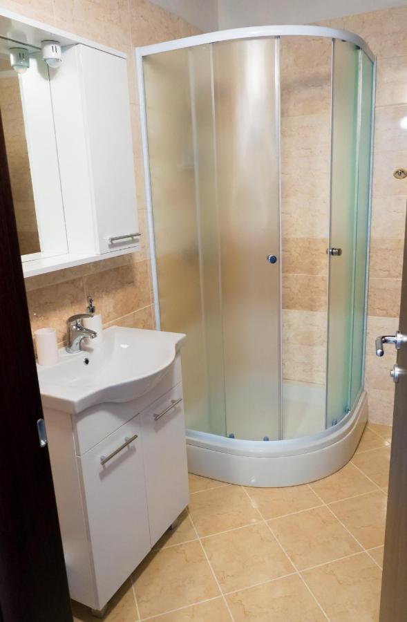 Apartment-Rooms Preka Palit ภายนอก รูปภาพ