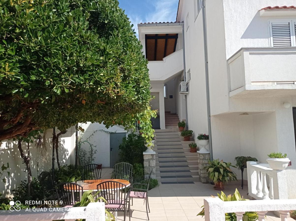 Apartment-Rooms Preka Palit ภายนอก รูปภาพ