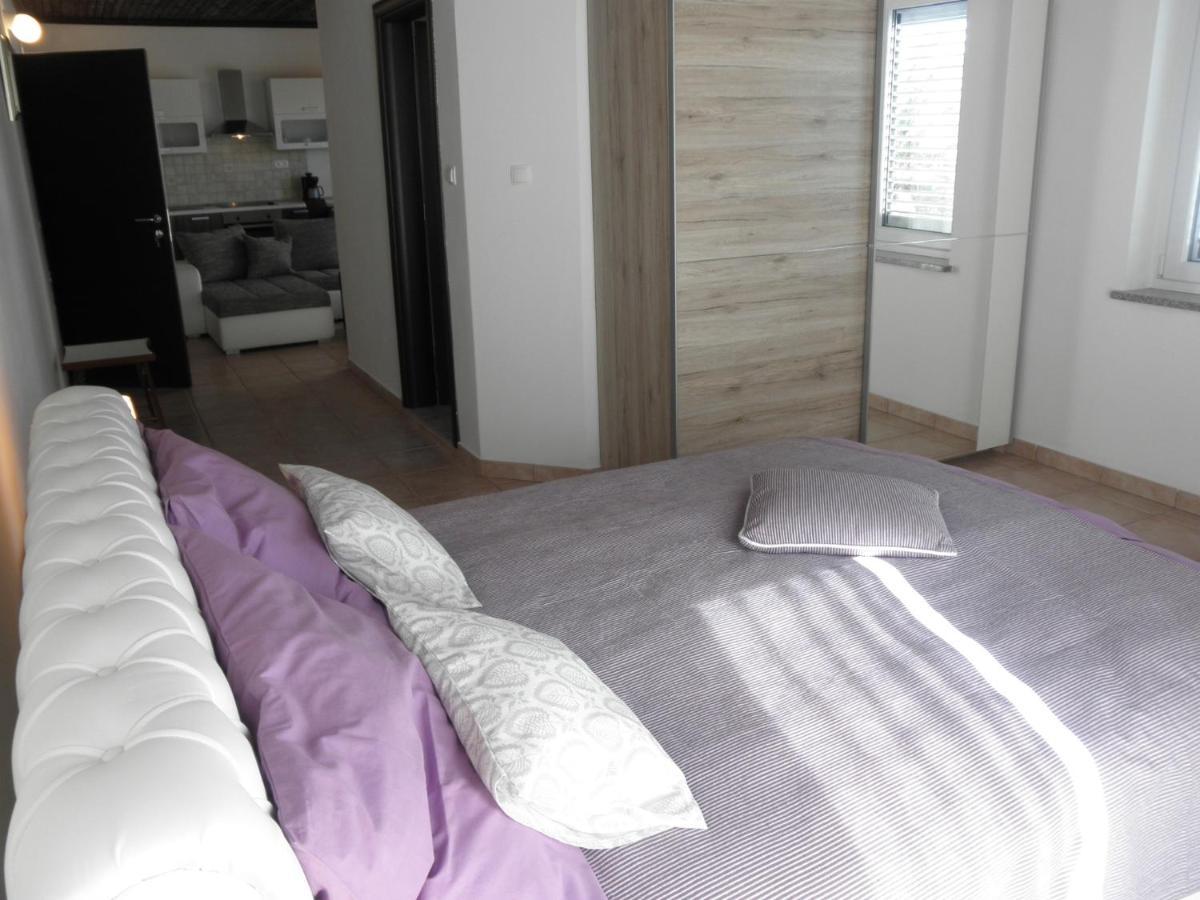 Apartment-Rooms Preka Palit ภายนอก รูปภาพ