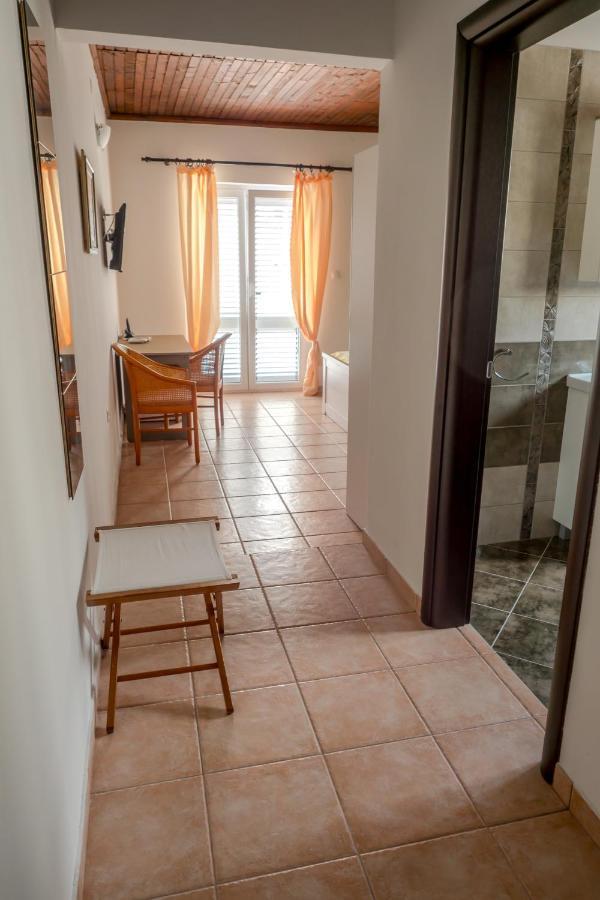 Apartment-Rooms Preka Palit ภายนอก รูปภาพ