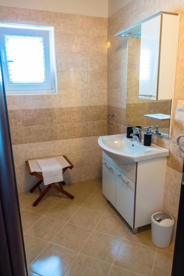 Apartment-Rooms Preka Palit ภายนอก รูปภาพ