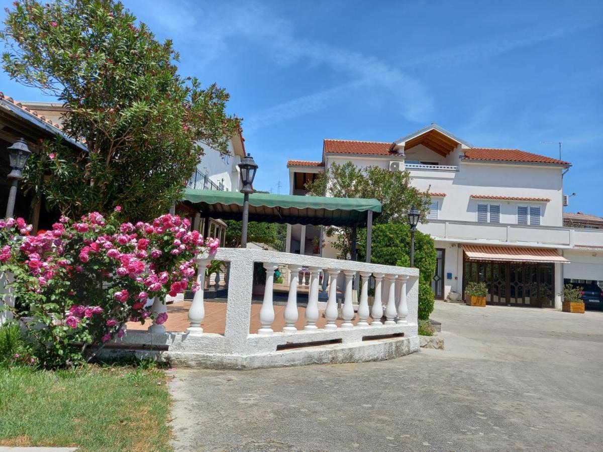 Apartment-Rooms Preka Palit ภายนอก รูปภาพ